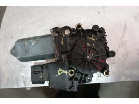 Γρύλος Παραθύρου Μοτερ Εμπρός Αριστερό 8pin 114181102 77430007 4215060607 για AUDI A3 (2000 - 2003) (8L) Hatchback - 3dr *Ο* - 