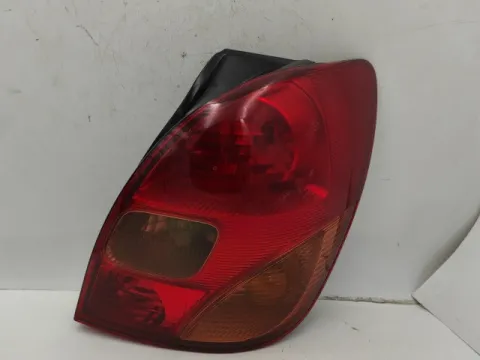 Φανάρι Πίσω Δεξί για TOYOTA COROLLA VERSO (2001 - 2004) (E120)