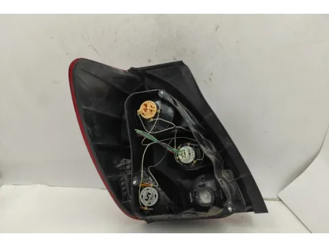 Φανάρι Πίσω Δεξί για TOYOTA COROLLA VERSO (2001 - 2004) (E120) - 