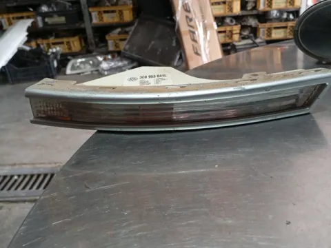 Φλας Εμπρός Αριστερό Προφυλακτήρα Εμπρός για VW PASSAT (2005 - 2011) (3C2) 