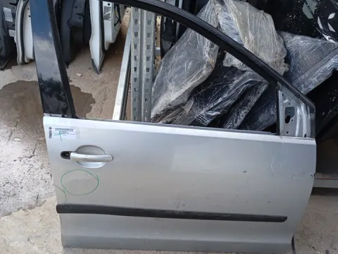 Πόρτα Εμπρός Δεξιά (Όχι πολύ καθαρή) για VW POLO (2002 - 2005) (9N) , (2005 - 2009) (9N3 ) *Ε*