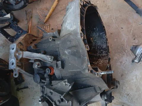 Κιβώτιο Ταχυτήτων (Σασμάν) Χειροκίνητο για FIAT GRANDE PUNTO (2005 - 2008) (199) 1401 (198A4.000) Petrol 120 T-Jet , (2008 - 2012) (199) 1401 (198A4.000) Petrol 120 T-Jet ITALY