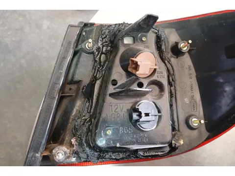 Φανάρι Πίσω Αριστερό Ελαττωματικό  για NISSAN ALMERA (2000 - 2002) (N16) , (2002 - 2006) (N16)  - 