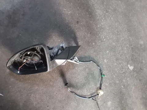 Καθρέπτης Εξωτερικός Αριστερός Ηλεκτρικός Θερμαινόμενος Ανακλεινώμενος  Με Σπασμένο Φλας Χωρίς Καπάκι 9pin για VW GOLF (2013 - 2016) Mk7 (5G) 