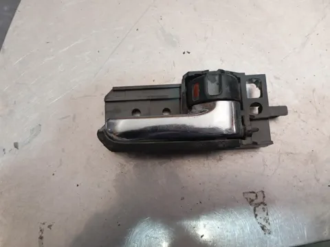 Πετούγια Πόρτας Εσωτερική Εμπρός Δεξιά για TOYOTA AVENSIS (2006 - 2008) (T250) 