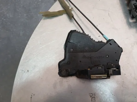 Ηλεκτρομαγνητική Κλειδαριά Εμπρός Δεξιά 2pin για TOYOTA AVENSIS (2006 - 2008) (T250) 