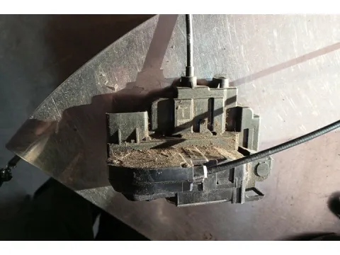 Ηλεκτρομαγνητική Κλειδαριά Πίσω Αριστερή 3pin για NISSAN MICRA (2003 - 2005) (K12) , (2005 - 2011) (K12)  - 