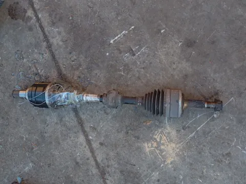 Ημιαξόνιο Εμπρός Αριστερό για TOYOTA C-HR (2017 - 2019) 1800 (2ZR) 134hp Hybrid Italy