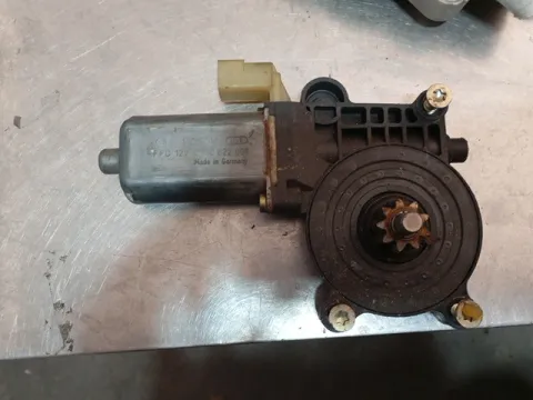 Γρύλος Παραθύρου Μοτερ Εμπρός Δεξί 2pin 0130822001 για SMART FORTWO (2004 - 2007) (450) , (2002 - 2003) (CITY-COUPE) 