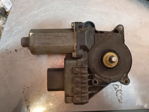 Γρύλος Παραθύρου Μοτερ Εμπρός Αριστερό 8pin 0130821770 για FORD MONDEO (2000 - 2003) Mk3a *Ο*