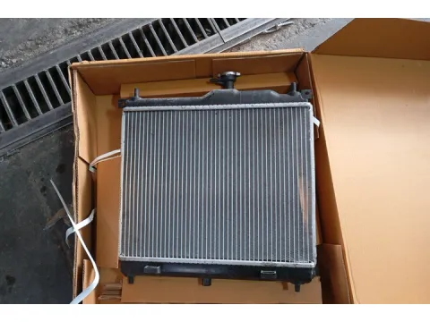 Ψυγείο Κινητήρα (Νερού) Καινούργιο  για HYUNDAI i10 (2008 - 2011) *Γ*  - 