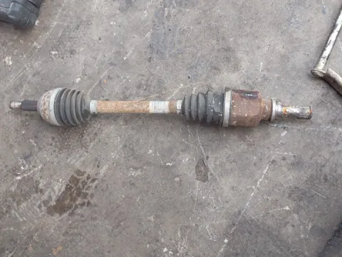 Μετάδοση Κίνησης Ημιαξόνιο Εμπρός Αριστερό για RENAULT CLIO (2006 - 2009) (BR_) (CR_) (BR) Hatchback - 5dr 1500 (K9K768) Diesel 68 dCi 