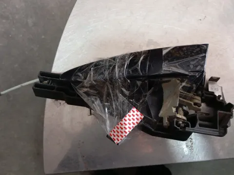 Πετούγια Πόρτας Εξωτερική Εμπρός Αριστερή Χωρίς Καπάκι Αφαλού  για BMW 3 Series (2005 - 2008) (E90-1-2-3) 