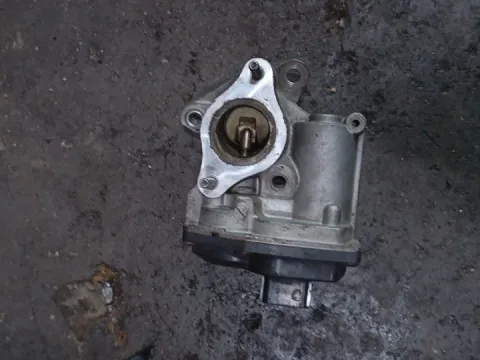 Σώμα Πεταλούδας H8201743495 για RENAULT CLIO (2013 - 2016) 