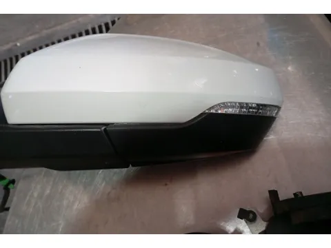 Καθρέπτης Εξωτερικός Αριστερός Ηλεκτρικός Θερμαινόμενος Με Φλας 5pin για AUDI A1 (2018 - ) (GB)  - 