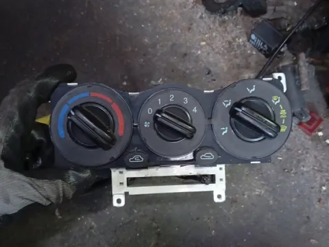 Χειριστήρια Καλοριφέρ  για HYUNDAI GETZ (2002 - 2005) (TB) 