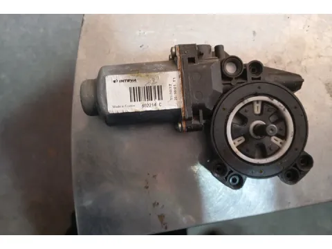 Γρύλος Παραθύρου Μοτερ Εμπρός Δεξί 2pin 402214C Λείπει η φίσα για CITROEN C3 (2010 - 2014) *Ο* - 