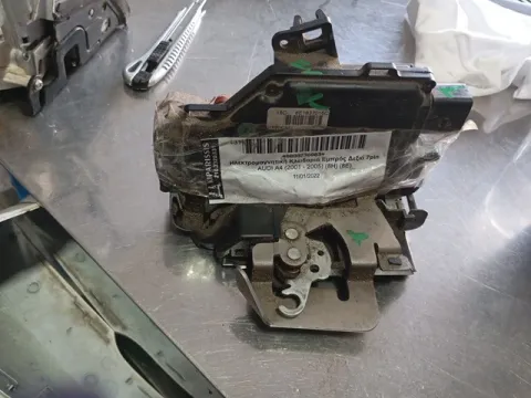 Ηλεκτρομαγνητική Κλειδαριά Εμπρός Δεξιά 7pin για AUDI A4 (2001 - 2005) (8H) (8E) 