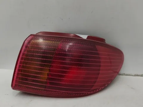 Φανάρι Πίσω Δεξί για MAZDA 2 (2003 - 2005) (DY)