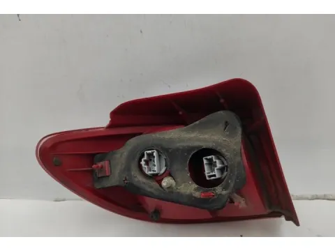 Φανάρι Πίσω Δεξί για MAZDA 2 (2003 - 2005) (DY) - 