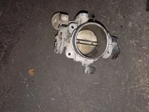 Σώμα Πεταλούδας 044061F για VW TRANSPORTER (1997 - 2003) (70X) (T4)  (11)