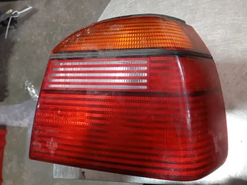 Φανάρι Πίσω Δεξί Ραγισμένο για VW GOLF (1992 - 1998) Mk3 (1H1) Hatchback - 3dr , Hatchback - 5dr 