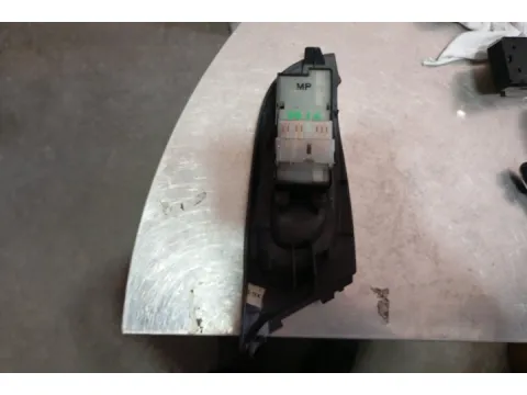 Διακόπτης Παραθύρων Κεντρικός Αριστερής 2πλός 14pin  για NISSAN ALMERA (2000 - 2002) (N16) , (2002 - 2006) (N16)  - 