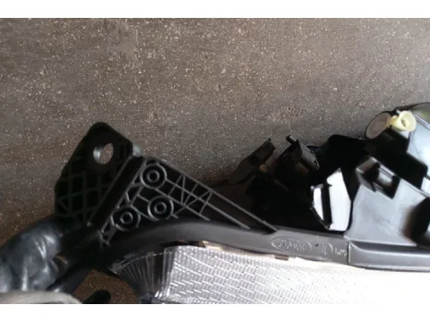 Φανάρι Εμπρός Δεξί  Full Led Ελαττωματικό Πίσω , Σπασμένη Βάση ( Καθαρό Τζάμι + Πλακέτα Full Led ) για FORD FOCUS (2018 - )  - 