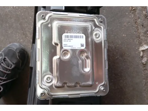 Φανάρι Εμπρός Δεξί  Full Led Ελαττωματικό Πίσω , Σπασμένη Βάση ( Καθαρό Τζάμι + Πλακέτα Full Led ) για FORD FOCUS (2018 - )  - 