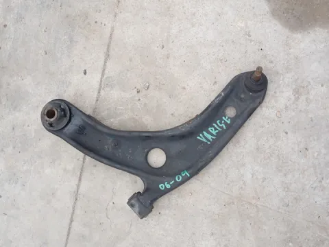 Ψαλίδι Εμπρός Αριστερό για TOYOTA YARIS (2006 - 2009) (KL9) 