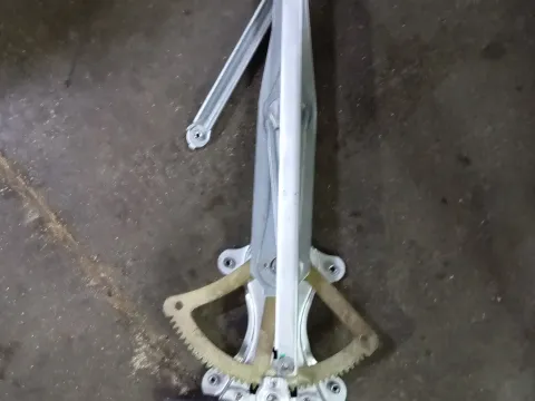 Γρύλος Παραθύρου Ηλεκτρικός Εμπρός Αριστερός Ιμιτασιόν για MITSUBISHI L200 (2006 - 2009) (KAOT) 