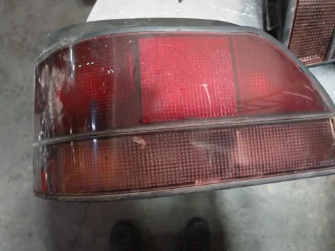 Φανάρι Πίσω Αριστερό Ραγισμ΄ενο για RENAULT CLIO (1990 - 1994) (B57) (C57) 