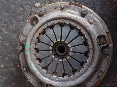 Βολάν Κινητήρα (Σφόνδυλος) για MAZDA 626 (1992 - 1997) (GE) 2000 RF OHC Diesel 75 Comprex 