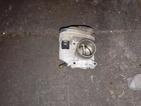 Σώμα Πεταλούδας 036133062L για VW POLO (2002 - 2005) (9N)  (13)