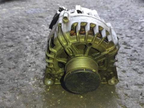 Δυναμό - Εναλλάκτης 9818677980  για PEUGEOT 2008 (2013 - 2019) MPV - ΠΟΛΥΜΟΡΦΙΚΑ - 5dr 