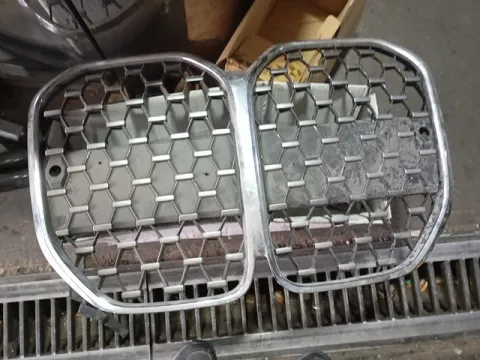 Δίχτυ Προφυλακτήρα Εμπρός Μεσαίο για BMW 4 Series (2021 -) Coupe - 2dr (G22) , Convertible - 2dr (G23) , Liftback - 5dr (G26) 