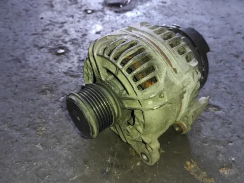 Δυναμό - Εναλλάκτης 028903028E για SKODA OCTAVIA (1997 - 2000) 4 (1U2-5) Hatchback - 5dr , (2000 - 2008) 4 (1U2-5) 