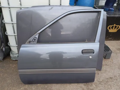 Πόρτα Εμπρός Αριστερή Ελαττωματική για TOYOTA STARLET (1990 - 1995) (EP82) *Ε*