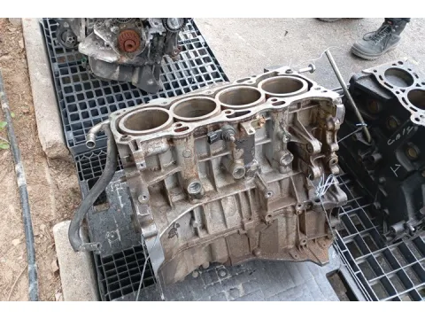 Κινητήρας Κορμός - Χωρίς Καπάκι  ( Για Ανταλλακτικά ) για TOYOTA RAV-4 (2004 - 2005) ( 1AZ ) SUV- ΕΚΤΟΣ ΔΡΟΜΟΥ- 3dr 2000 1AZ-FE petrol 150 VVT - i  ( Νέα Γενιά )  *ΠΑΛΕΤΑ 542* - 