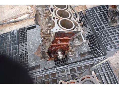 Κινητήρας Κορμός - Χωρίς Καπάκι  ( Για Ανταλλακτικά ) για TOYOTA RAV-4 (2004 - 2005) ( 1AZ ) SUV- ΕΚΤΟΣ ΔΡΟΜΟΥ- 3dr 2000 1AZ-FE petrol 150 VVT - i  ( Νέα Γενιά )  *ΠΑΛΕΤΑ 542* - 