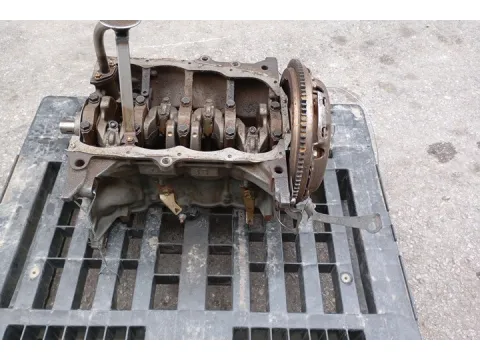 Κινητήρας Κορμός - Χωρίς  Καπάκι ( Για Ανταλλακτικά ) για TOYOTA YARIS (1999 - 2002) (XP10) Hatchback - 5dr 1000 1SZ  petrol 68 SCP10 ( Νέα Γενιά ) *ΠΑΛΕΤΑ 555* - 