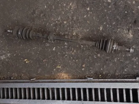 Ημιαξόνιο Εμπρός Δεξί για TOYOTA STARLET (1990 - 1995) (EP80-2) 1300 2E petrol 75 12 valve 