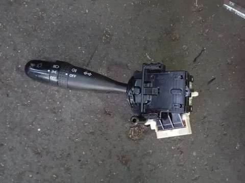 Διακόπτης Φώτων-Φλάς 173744 για SUZUKI SWIFT (2006 - 2008) (RS) 