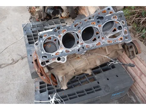 Κορμός - Χωρίς  Καπάκι ( Για Ανταλλακτικά )  για HYUNDAI COUPE (1997- 1999) (RD) Coupe - 2dr 1600 G4GR petrol 116  ( Νέα Γενιά ) *ΠΑΛΕΤΑ 302* - 