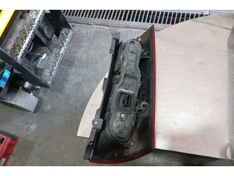 Φανάρι Πίσω Αριστερό Ραγισμένο για DACIA DOKKER (2014 - )  - 