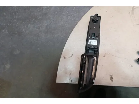 Διακόπτης Παραθύρων Κεντρικός Αριστερής 3pin  για FORD KUGA (2017 - 2019) SUV- ΕΚΤΟΣ ΔΡΟΜΟΥ - 5dr  - 