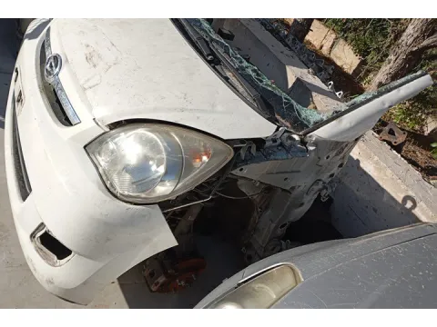 Τροπέτο Με Μούρη (με καπό και Χωρίς L  φτερό) Με Μηχανή 1KR και Αυτόματο Σασμάν για DAIHATSU CUORE (2007 - ) VIII Hatchback - 5dr (JDAL276S) , 1000 1KR-FE petrol 70 *Π*   - 