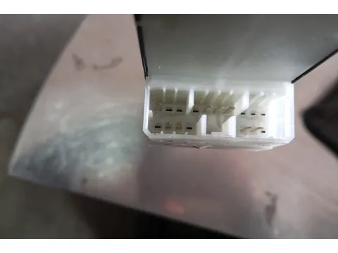 Διακόπτης Παραθύρων Κεντρικός Αριστερής 2πλός 8pin  για SUZUKI SX4 (2007 - 2009) (RW) , (2010 - 2013) (RW)  - 