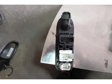 Διακόπτης Παραθύρων Κεντρικός Αριστερής 4πλός 10+10+10+6pin για RENAULT KANGOO (2009 - 2013) (KW) BE BOP  - 