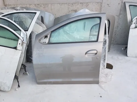 Πόρτα Εμπρός Αριστερή για DACIA SANDERO (2013 - 2016) *Γ*
